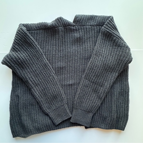 NWT American Eagle Outfitters Black Knit Women's Cardigan - Picture 3 of 7